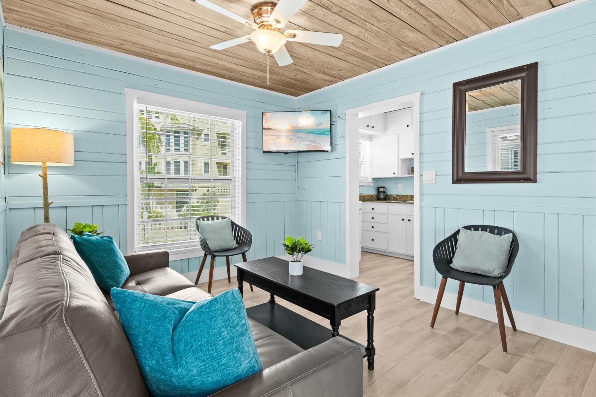 Parrot Beach Cottages シエスタ・キー 部屋 写真