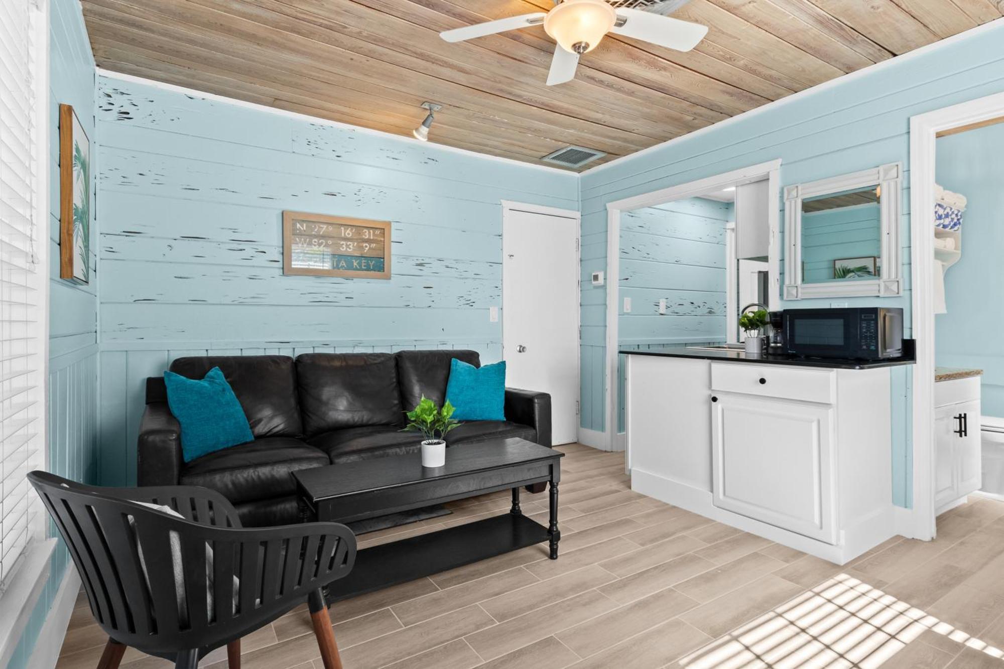 Parrot Beach Cottages シエスタ・キー 部屋 写真